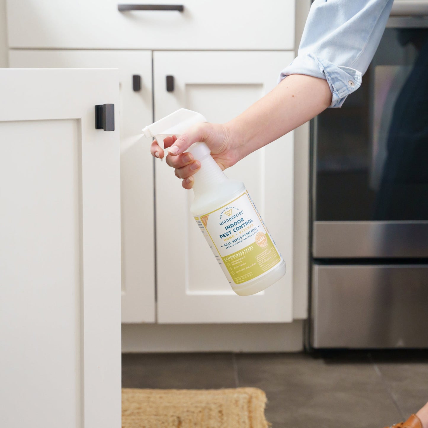 Wondercide Lemongrass Indoor Pest Control for Home + Kitchen with Natural Essential Oils