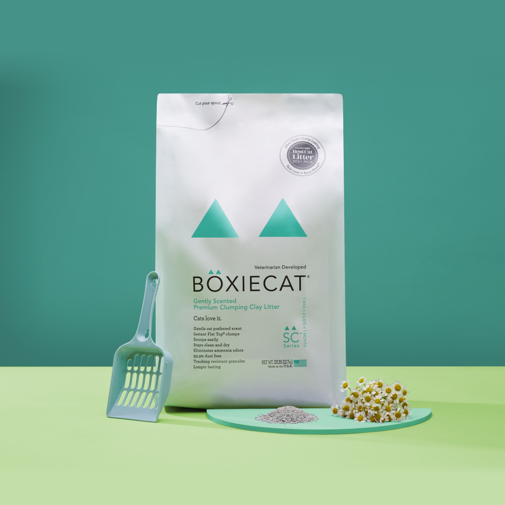 Gently Scented Natural Clumping Clay Cat Litter