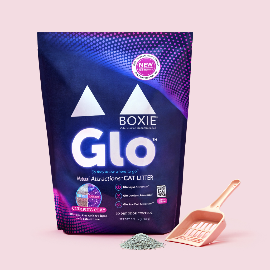 Glo Natural Attractions Clumping Clay Cat Litter